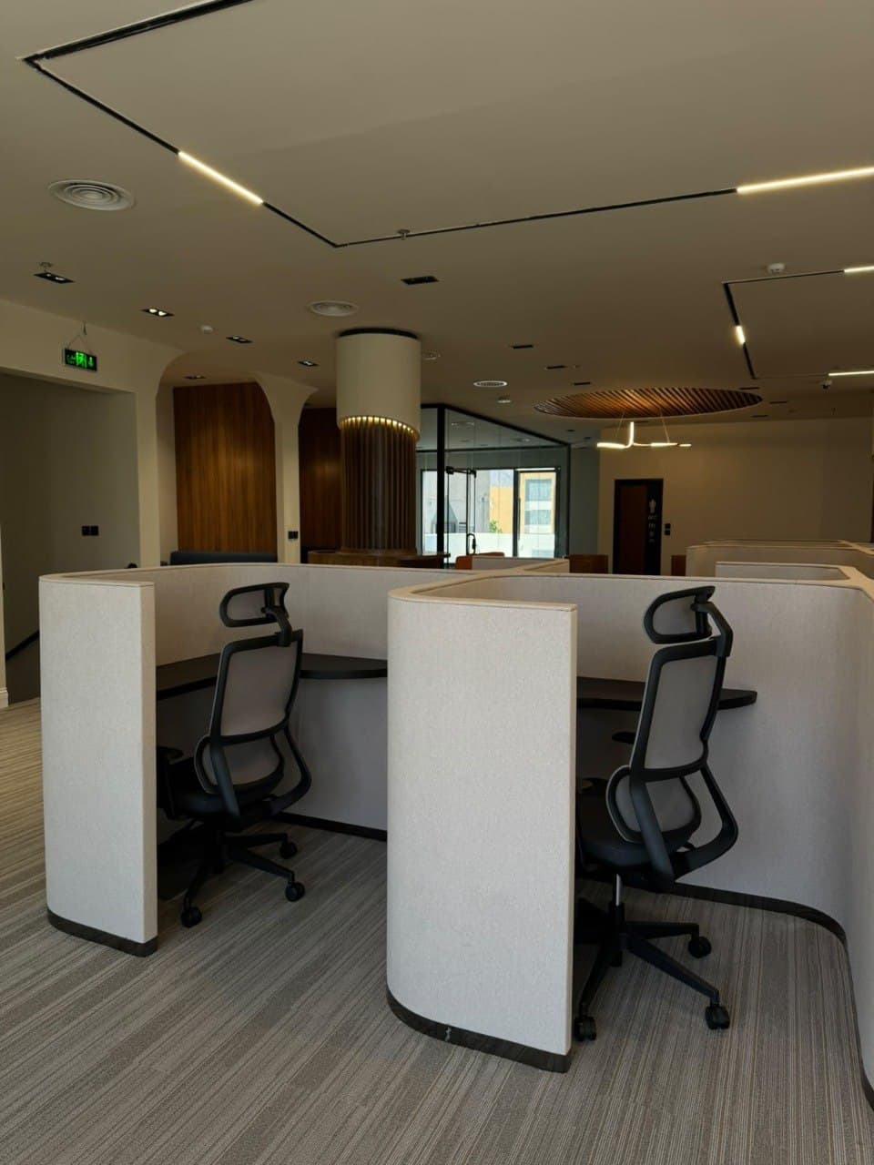 Shared Desk